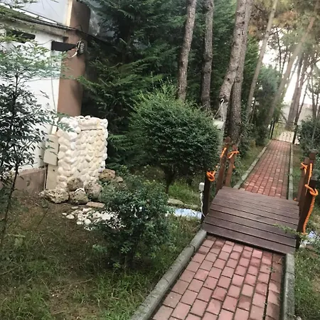 Ferienpark Ada Tourist Village House Golem (Tirana)