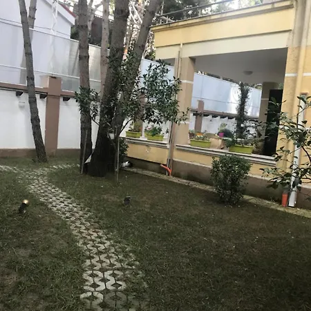 Ada Tourist Village House Holiday park Golem (Tirana)